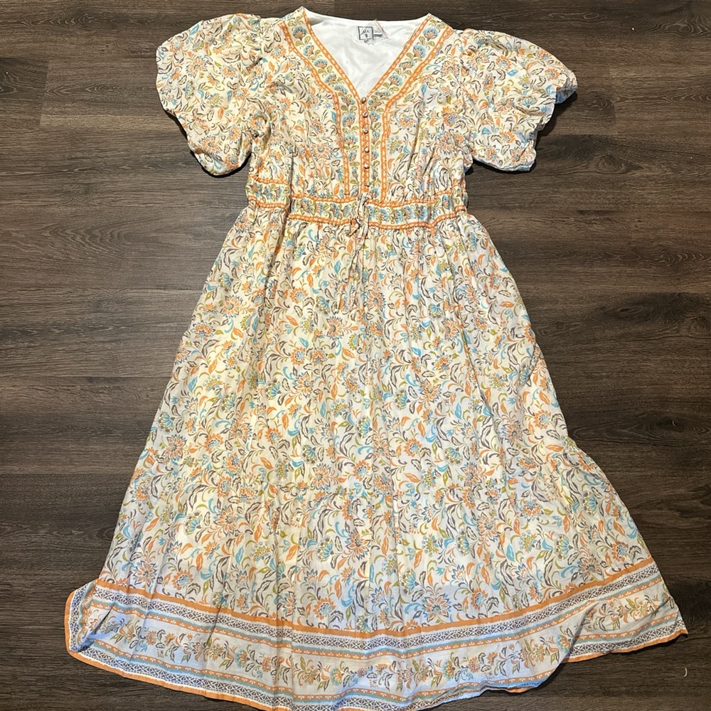 NWOT LEA 100% COTTON PUFF SLEEVE MIDI DRESS